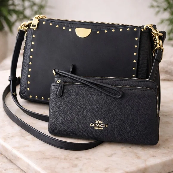 Coach Midnight Pebbled Leather Double-Zip Wristlet | Gold Hardware NWT $198 MSRP - Picture 6 of 16